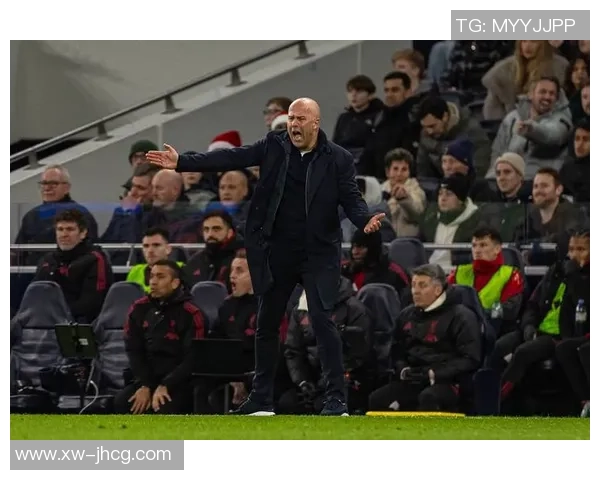 欧联杯热刺与利物浦激战成平局全场焦点时刻回顾与分析