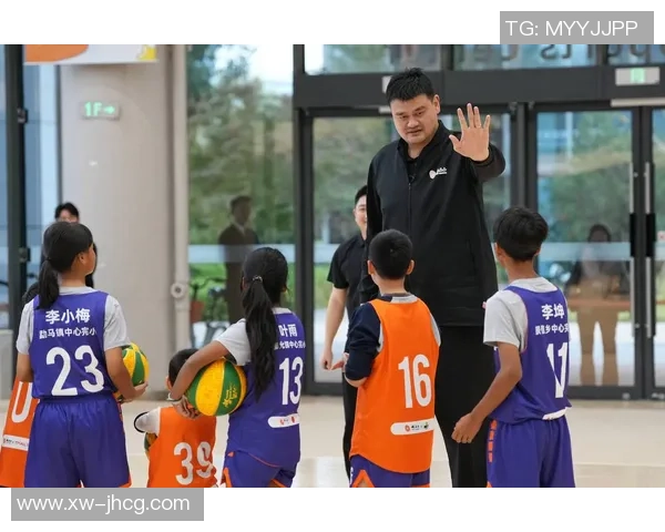 姚明挑战全联盟巨星单挑赛场展现篮球传奇风采