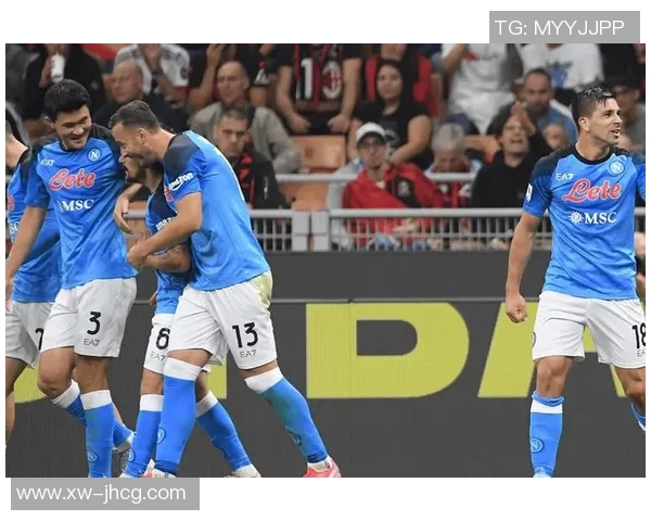 欧冠大战：那不勒斯与尤文图斯激战成平局帽子戏法引发全场热议