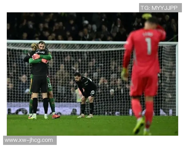 欧联杯激战巴萨与热刺互交白卷逆转瞬间点燃全场激情