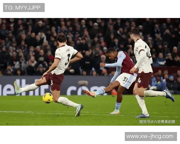 英超惊现冷门里昂逆转那不勒斯上演经典大战