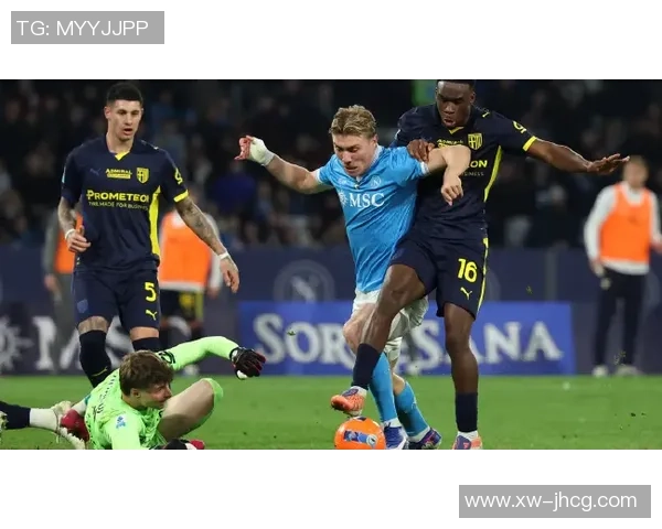 国王杯激战莱比锡与国米1比1平神奇扑救引发争议判罚全场沸腾 国王杯激战莱比锡与国米1比1平神奇扑救引发争议判罚全场沸腾