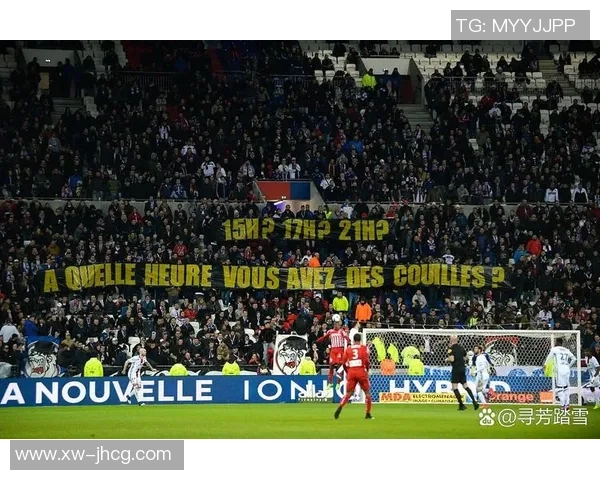 国王杯激战莱比锡狂胜曼联6-2乌龙球成比赛转折点引发热议 国王杯激战莱比锡狂胜曼联6-2乌龙球成比赛转折点引发热议