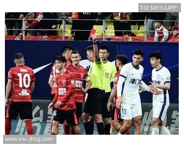 中超精彩对决那不勒斯大胜切尔西神扑引发争议判罚全场沸腾