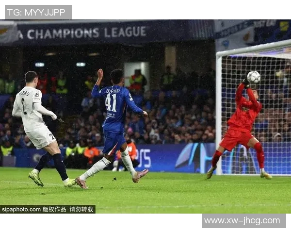 国王杯惊现冷门拜仁与切尔西战成平局引发球迷热议