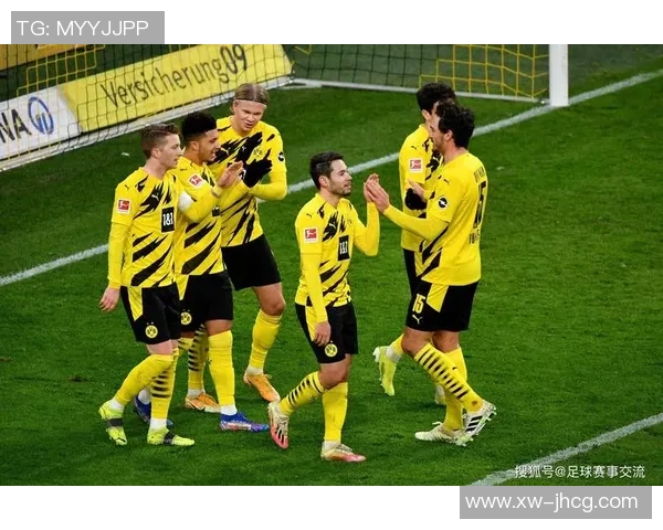 欧联杯激战AC米兰狂胜多特蒙德红牌争议引发全场热议